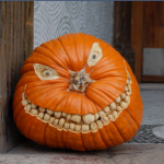 creative-pumpkin-carving-ideas-pictures-700x533